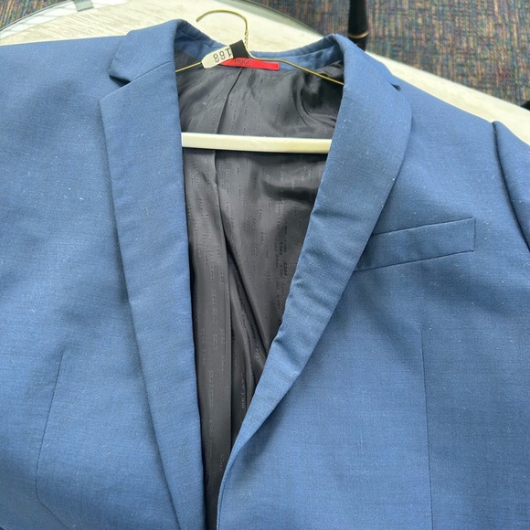 Hugo Boss Wool Suit - Picture 8 of 9